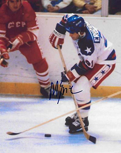 Mike Eruzione,1980 Lake Placid Winter Olymics, Usa Gold, signed, autographed, Hockey 8x10 Photo. Coa with the Proof Photo will be included.