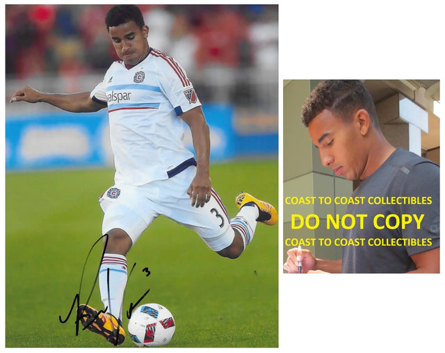 Brandon Vincent Signed 8x10 Photo Proof COA Chicago Fire FC Soccer Autographed