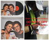 Johnny Mathis signed That's what Friends are for album, vinyl COA exact proof autographed STAR