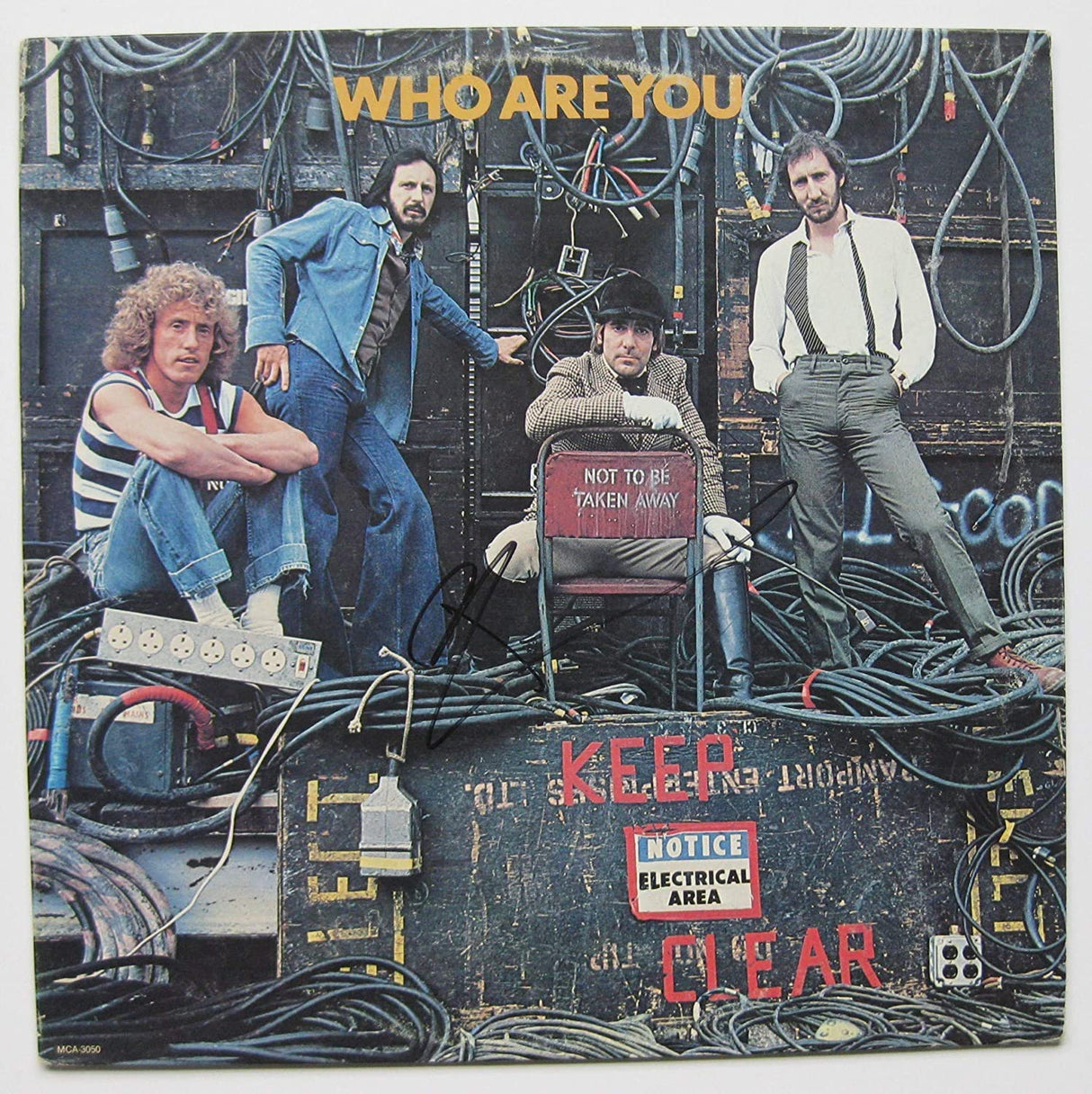 Pete Townshend The Who signed Who are you album vinyl record proof Beckett COA STAR