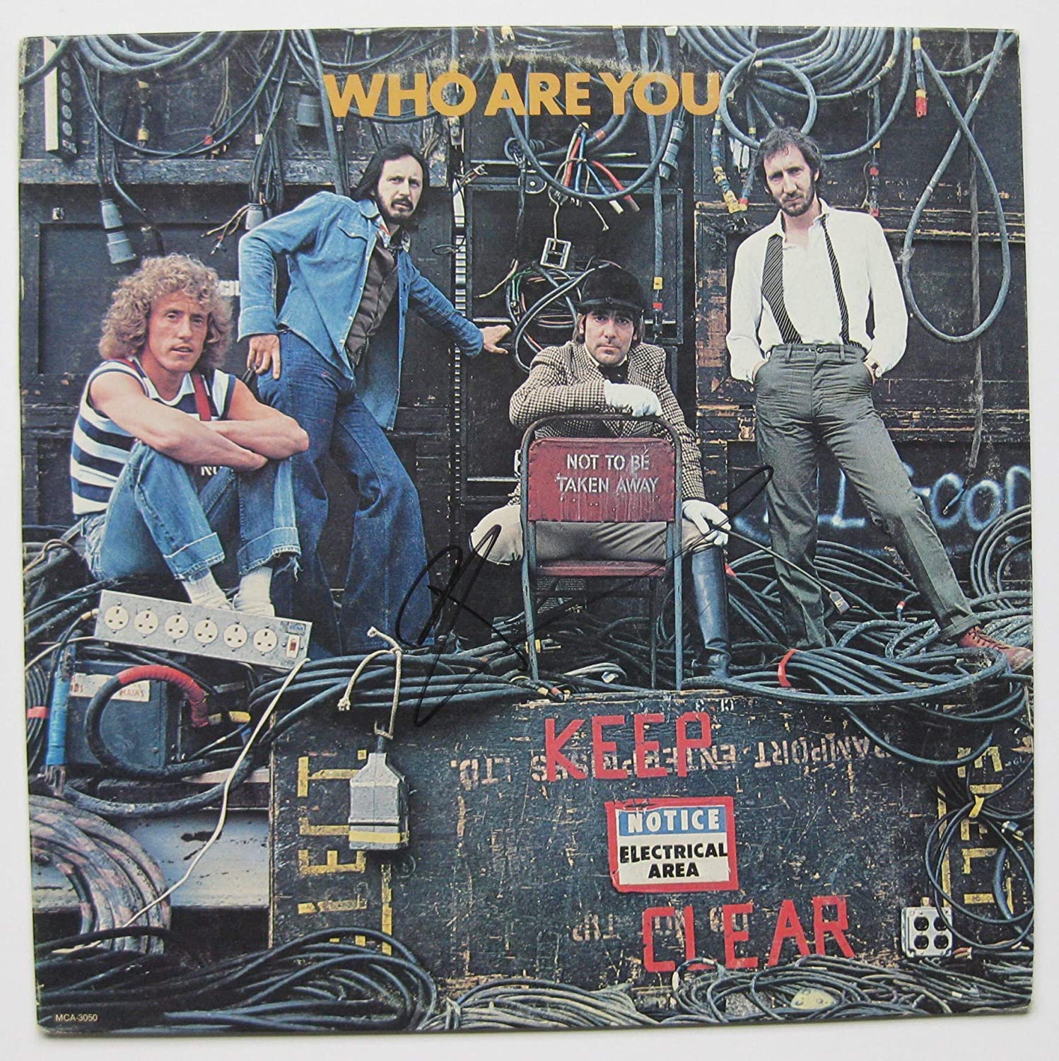 Pete Townshend The Who signed Who are you album vinyl record proof Beckett COA STAR