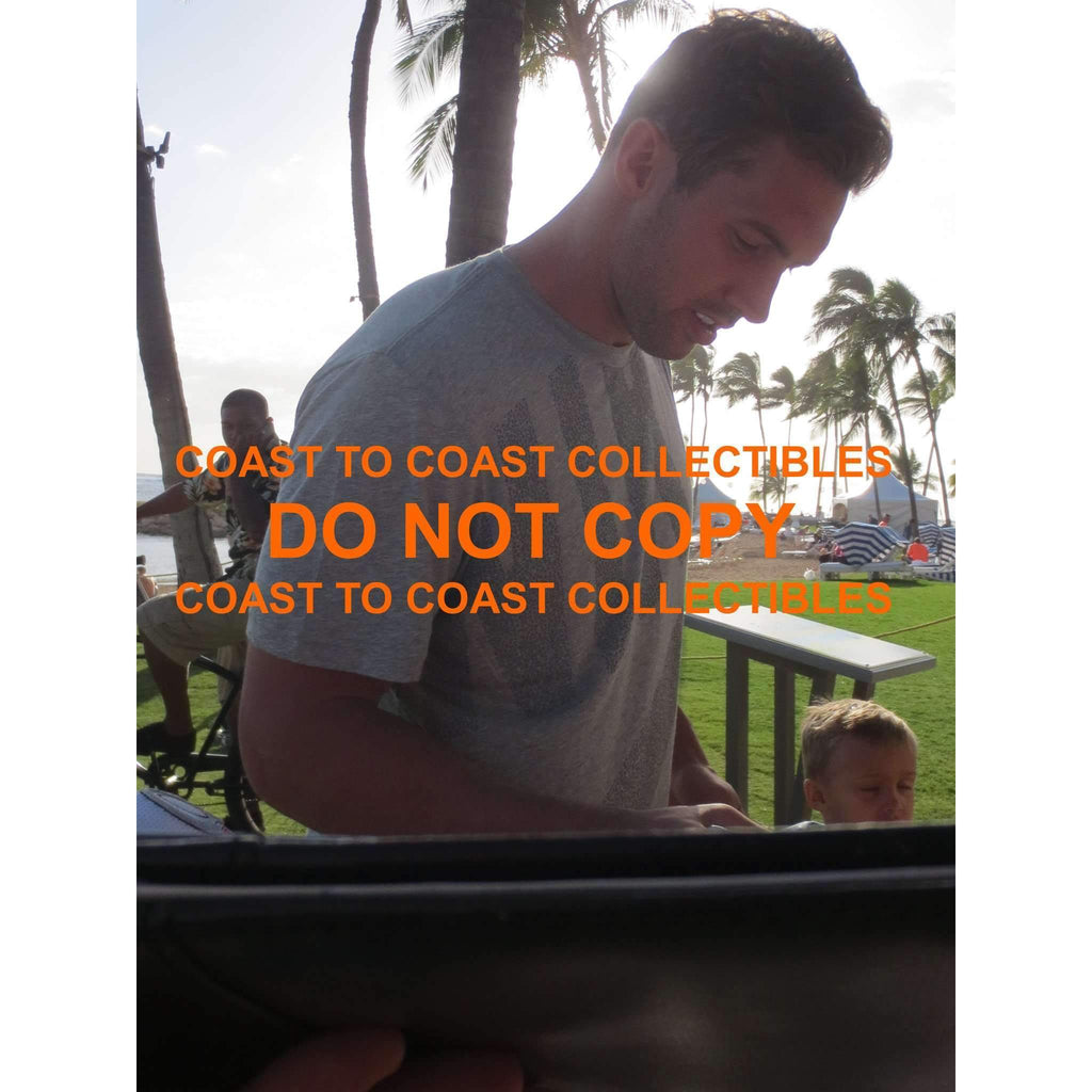 Jordan Cameron, Miami Dolphins, Signed, Autographed, 8x10 Photo, a COA with the Proof Photo of Jordan Signing Will Be Included.