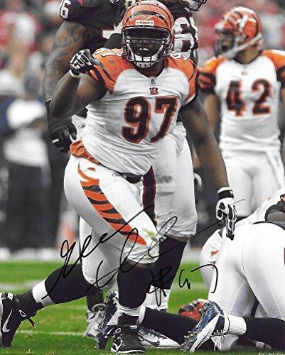 Geno Atkins, Cincinnati Bengals, Signed, Autographed, 8X10 Photo, a COA with the Proof Photo of Geno Signing Will Be Included.