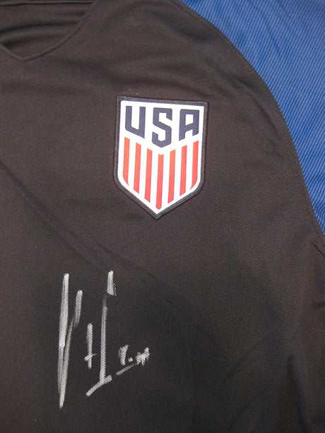 Clint Dempsey USA National team signed USA soccer jersey proof Beckett COA