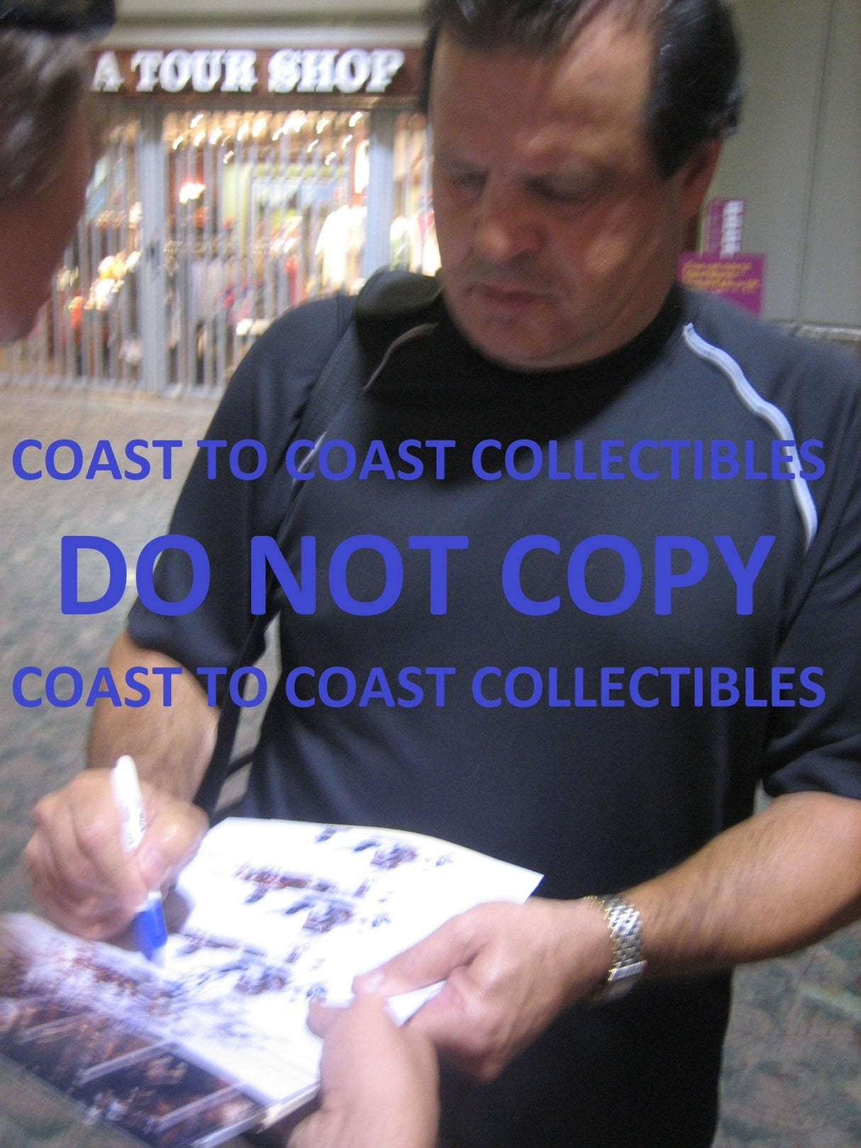 Mike Eruzione,1980 Lake Placid Winter Olymics, Usa Gold, signed, autographed, Hockey 8x10 Photo, Coa with the Proof Photo will be included