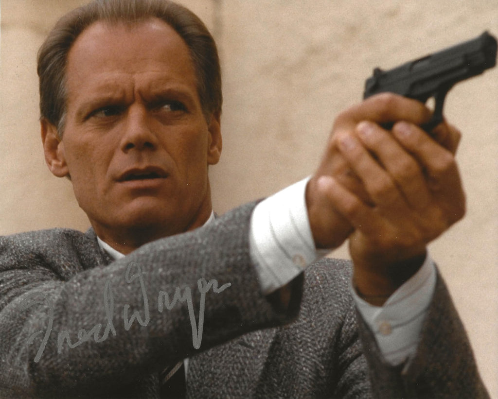 Fred Dryer Hunter signed Sgt Rick Hunter 8x10 photo Proof COA autographed STAR.