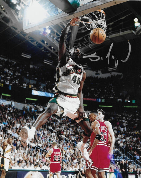 Shawn Kemp signed Seattle Supersonics Basketball 8x10 photo COA proof autographed
