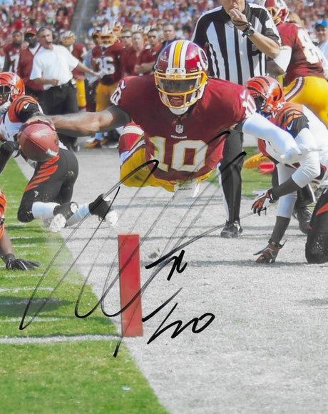 Robert Griffin III RG3 Signed Washington Football 8x10 Photo COA Proof Autographed..