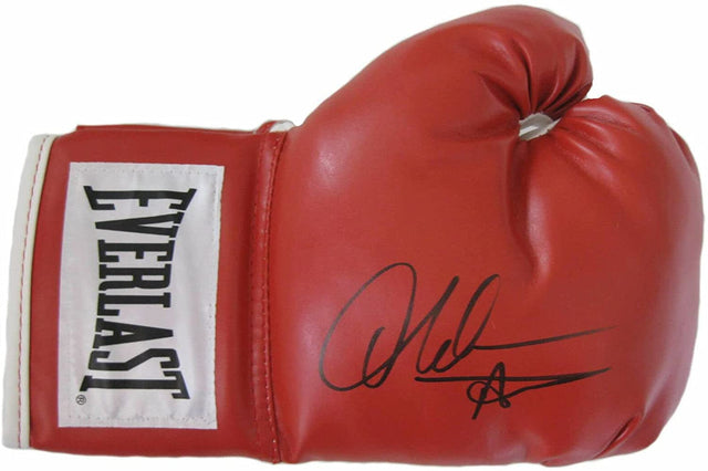 Amir Khan World champion boxer autographed boxing glove exact proof Beckett COA