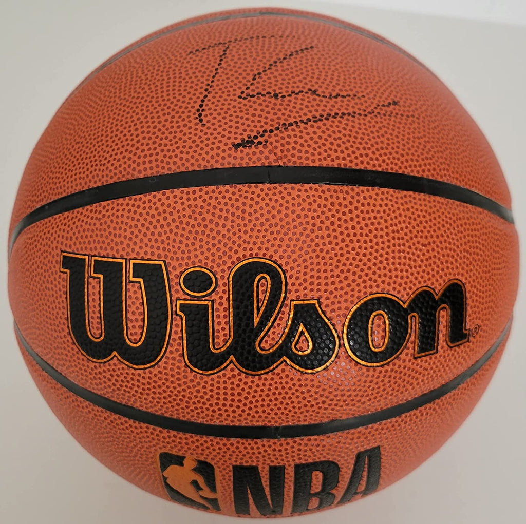 Kristaps Porzingis Mavericks NY Knicks signed NBA Basketball proof Beckett COA autograph