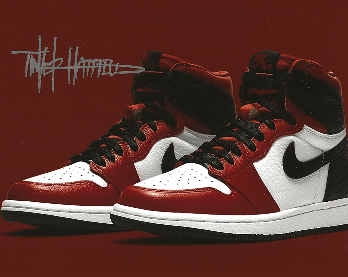 Tinker Hatfield signed Nike Air Jordan 1 8x10 photo COA proof autograph STAR