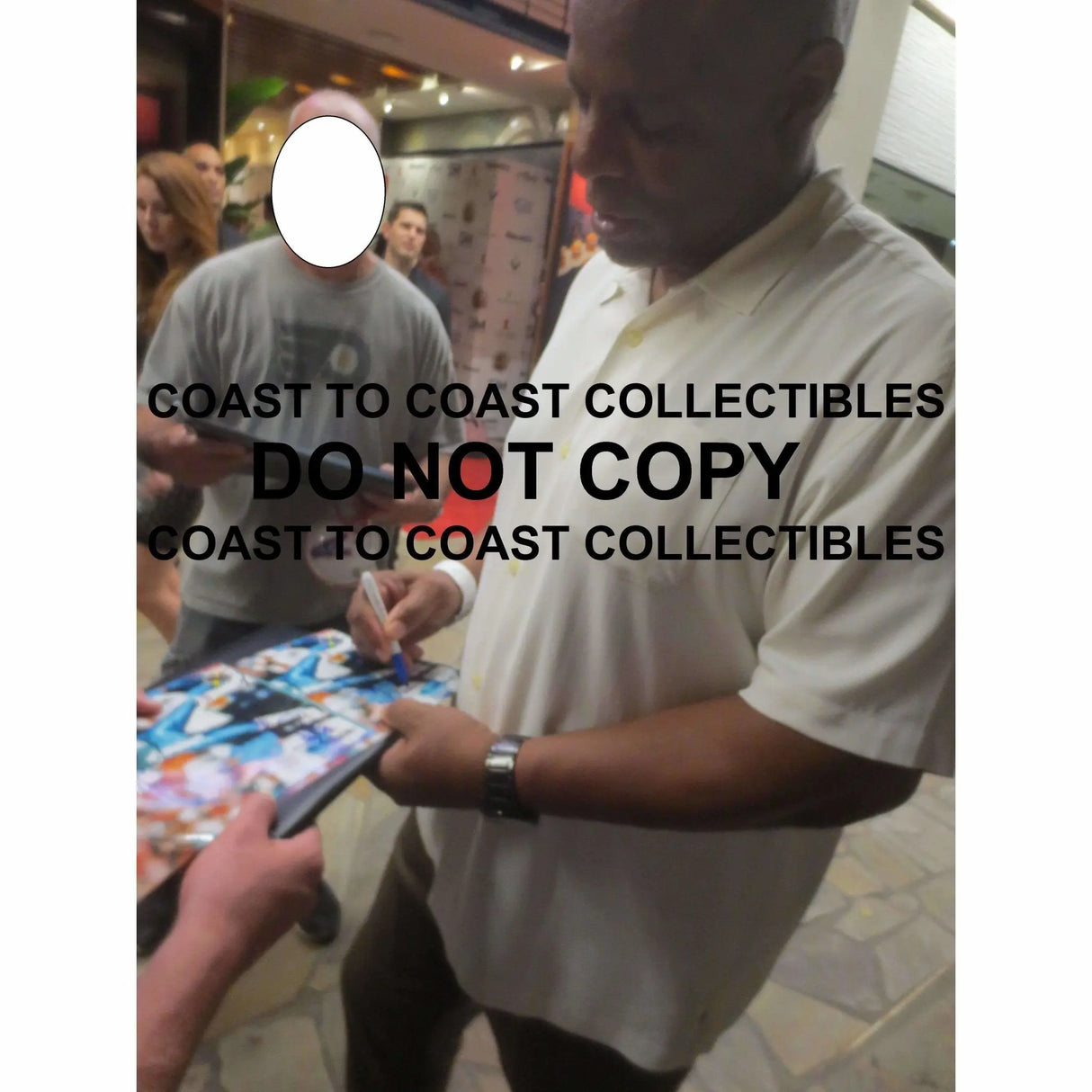 Warren Moon, Houston Oilers, Hall of Fame, Signed, Autographed, 8X10 Photo, a COA with the Proof Photo of Warren Signing Will Be Included.-