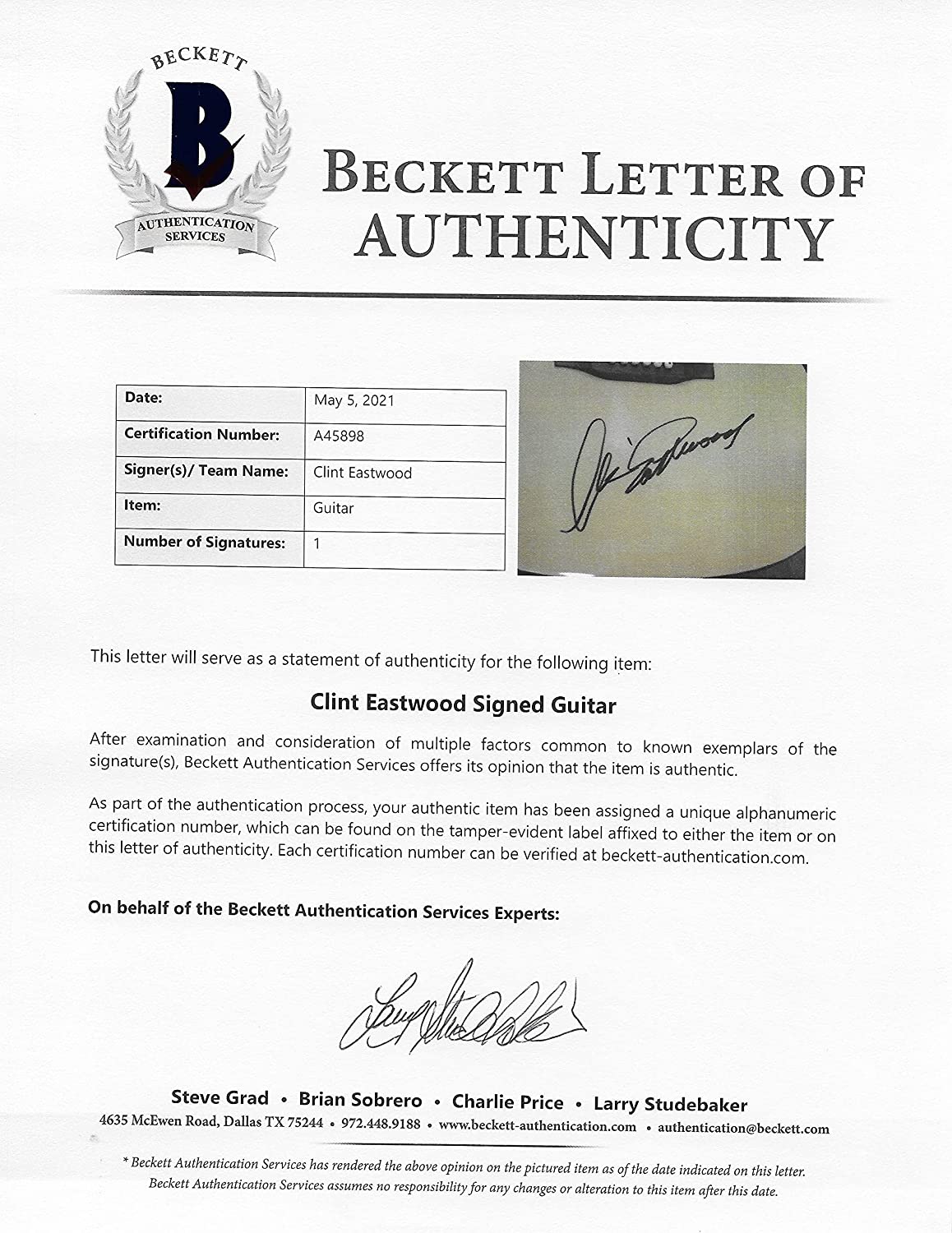 Clint Eastwood signed acoustic guitar Honkytonk man exact proof Beckett COA STAR autograph